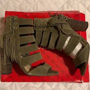 Guess Fringe Sandals.